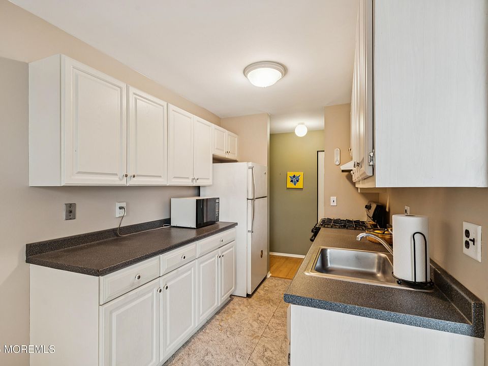 1st image of 11 River Road #11-L