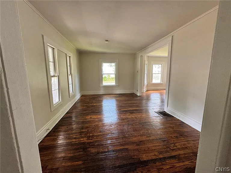 2401 Midland Ave #1 — Photo 1