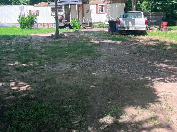 191 Sambo Ln, Livingston, TX 77351