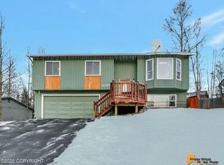 9194 Cam Island Cir, Eagle River, AK 99577