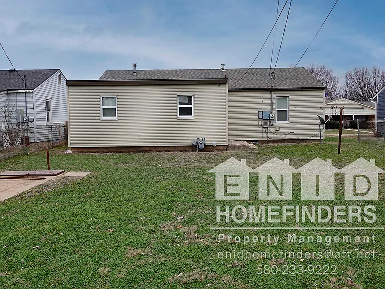 1418 N 17th St — Photo 15