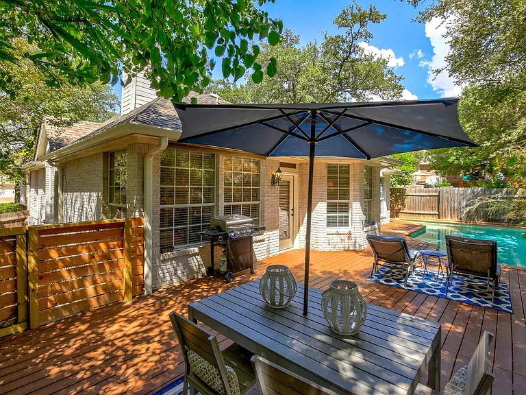 9935 Barbrook Dr — Photo 24