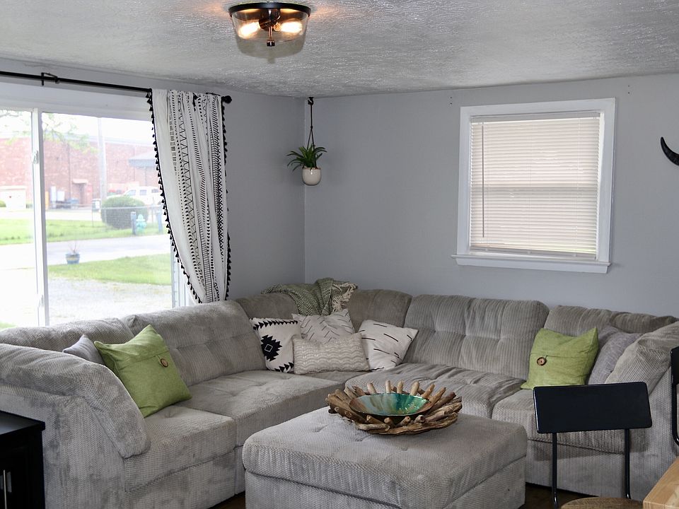 58 W Mill St, New Palestine, IN 46163 Zillow