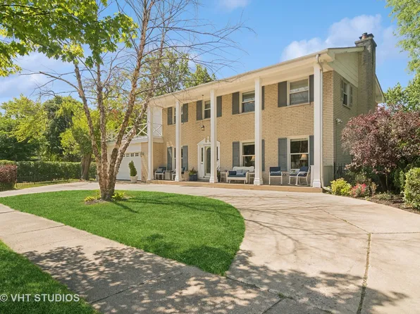 1858 Habberton Ave, Park Ridge, IL 60068