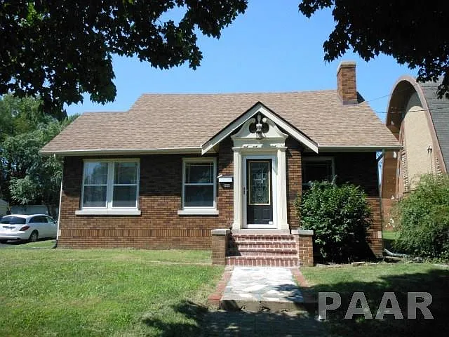 701 E Arcadia Ave photo 1