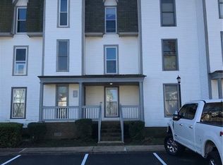 995 Green St, Portsmouth, VA 23704