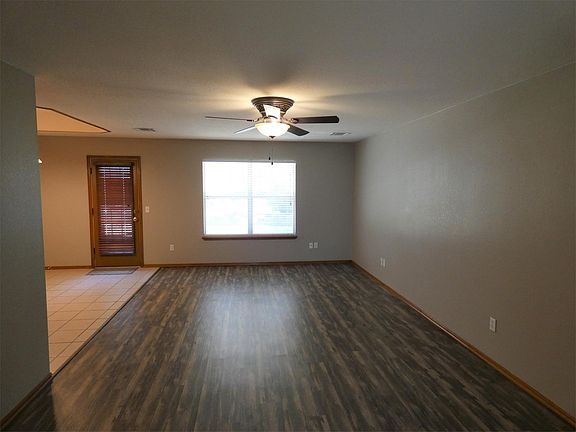 2nd image of 1128 NE 8th St