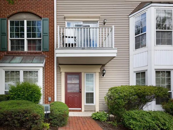 41 Willow St, Jersey City, NJ 07305