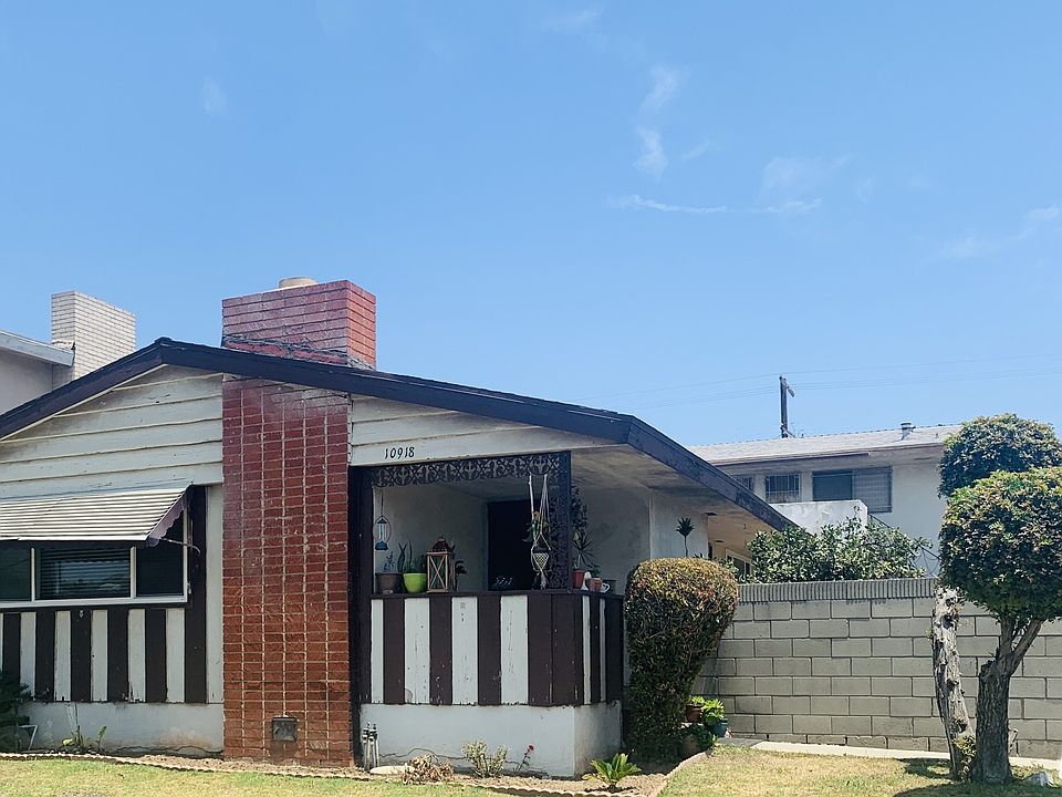 1st image of 10918 Crenshaw Blvd