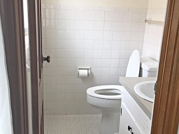 1/2 Bath in Master Bedroom