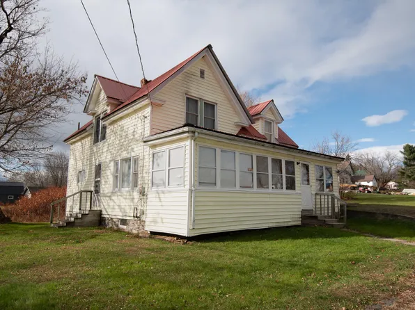12 Railroad Avenue, Milo, ME 04463