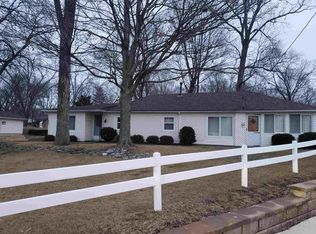 647 N Center St E, North Webster, IN