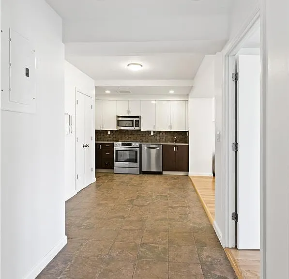 189 Avenue C #6E — Photo 5