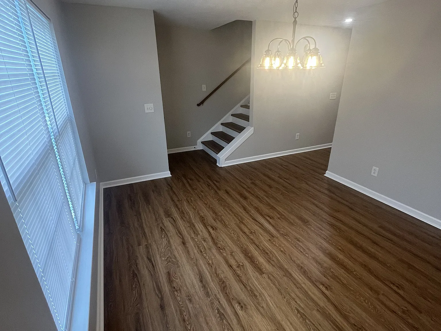 2 bed, 2.5 bath, 1348 sqft, $1,950 — Photo 3