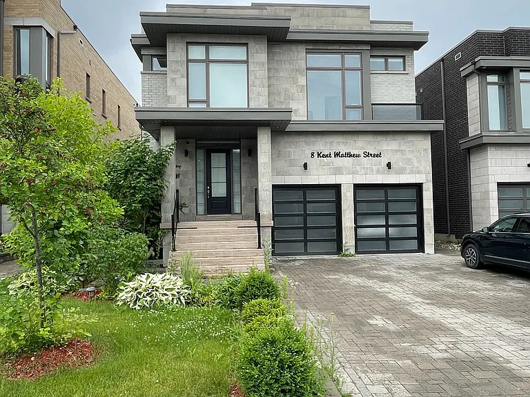 8 Kent Matthew St #BASEMENT — Photo 1