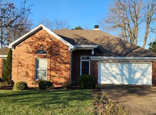 4108 Saratoga Woods Dr, Louisville, KY 40299