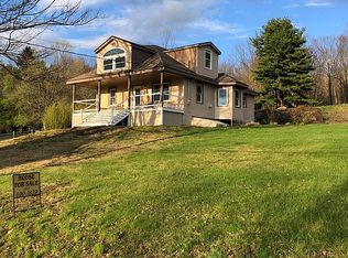 565 Lehman Outlet Rd, Dallas, PA 18612