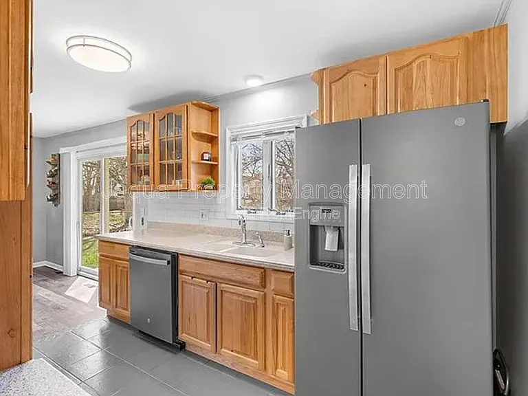 5620 Cheshire St — Photo 8