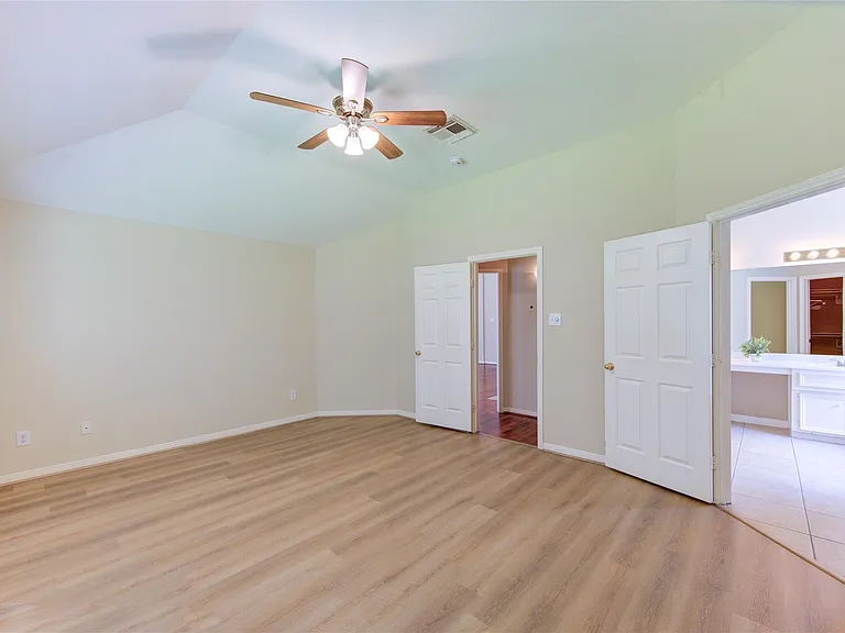 21930 Shady Heath Ln — Photo 36
