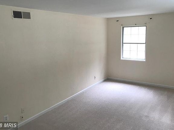 4th image of 2914 Peyton Randolph Dr APT 102