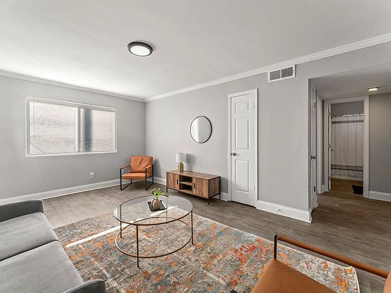 Balfour East Lake — Photo 33