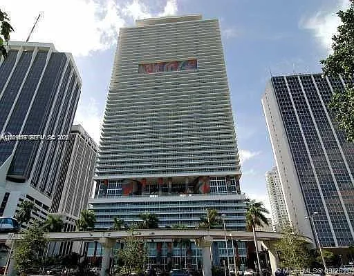 50 Biscayne Condo — Photo 1