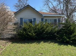 3233 W 39th St, Erie, PA 16506