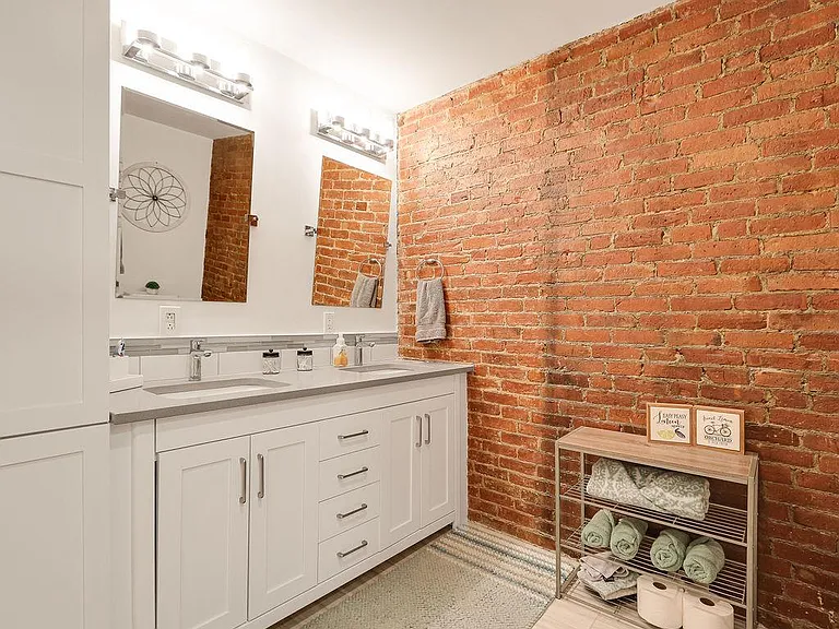 201 K St #4 — Photo 10