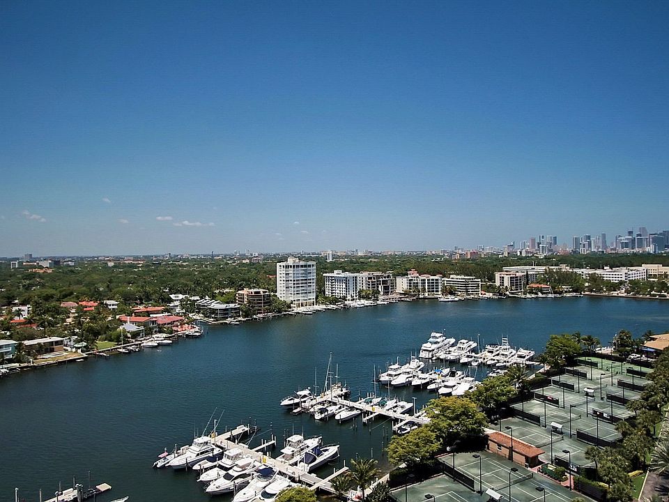 1st image of 1 Grove Isle Dr Penthouse 10