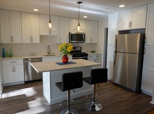 112 Jumping Brook Rd, Lincroft, NJ 07738