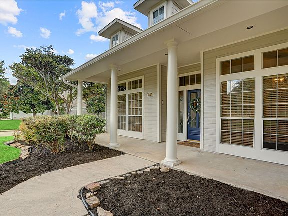 3rd image of 9407 Oratorio Ct