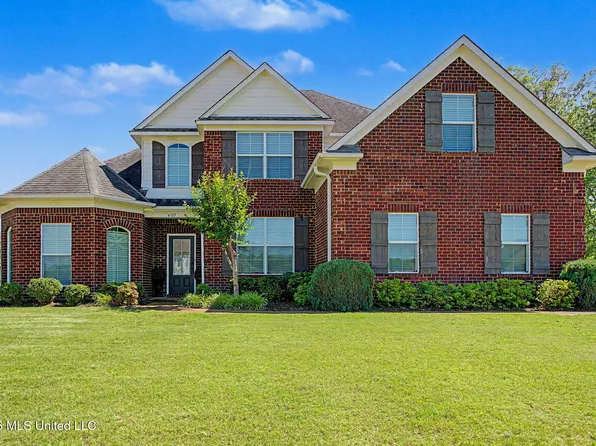 4929 Bakersfield Dr, Nesbit, MS 38651