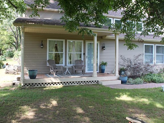 2nd image of 19616 Heritage Way