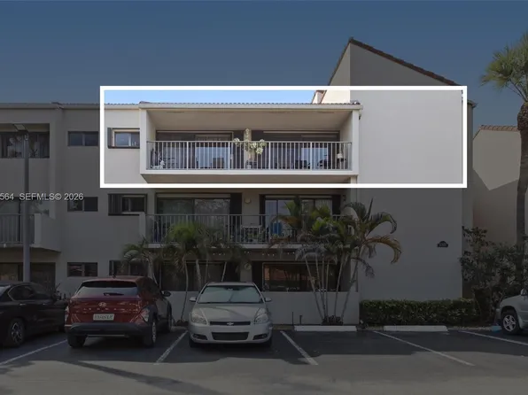 6305 Gage Pl APT 306-A, Miami Lakes, FL 33014