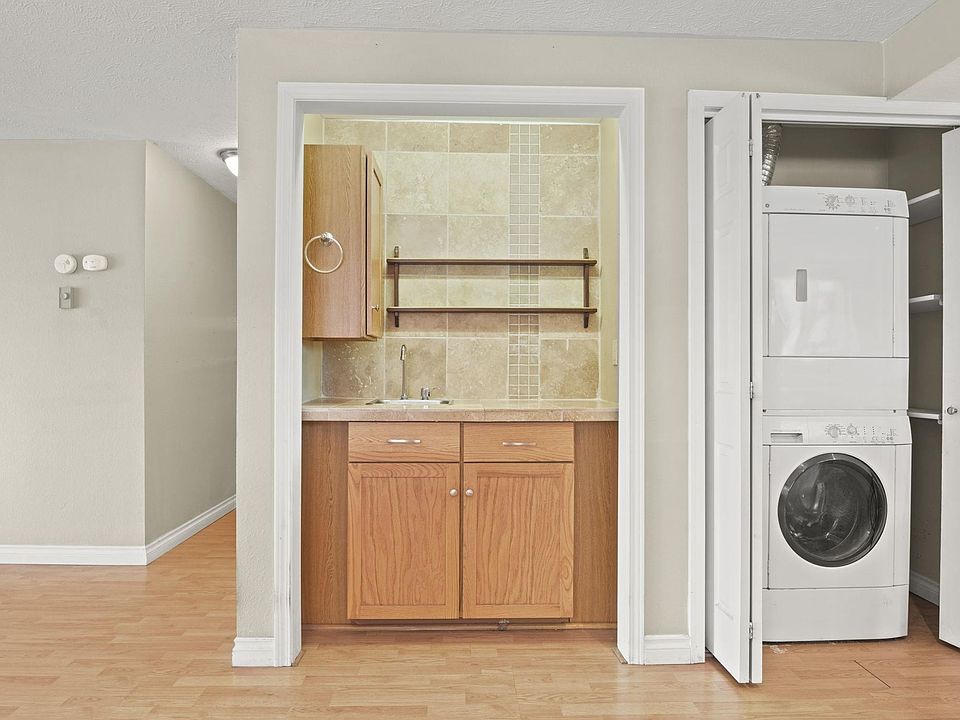 1st image of 168 S Coeur Dalene St #101
