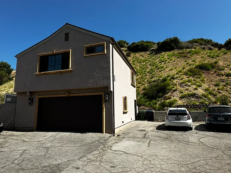 8532 Vine Valley Dr #SUN — Photo 2