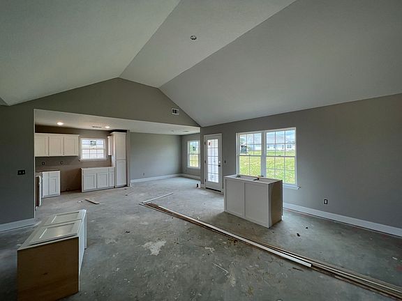 2nd image of 405 N Old Kennedy Ln