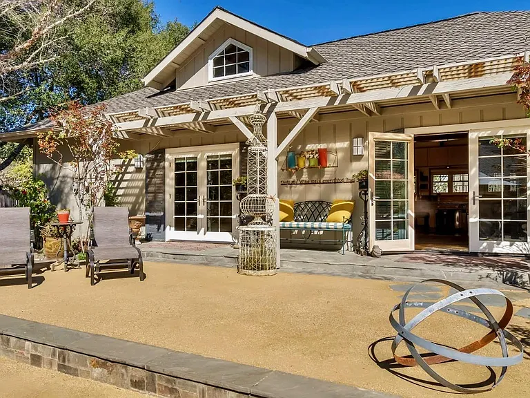 2998 Warm Springs Rd — Photo 4