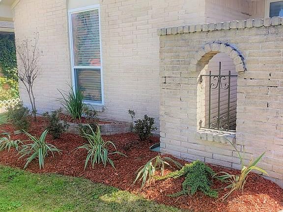 2nd image of 4315 Rosebud Dr