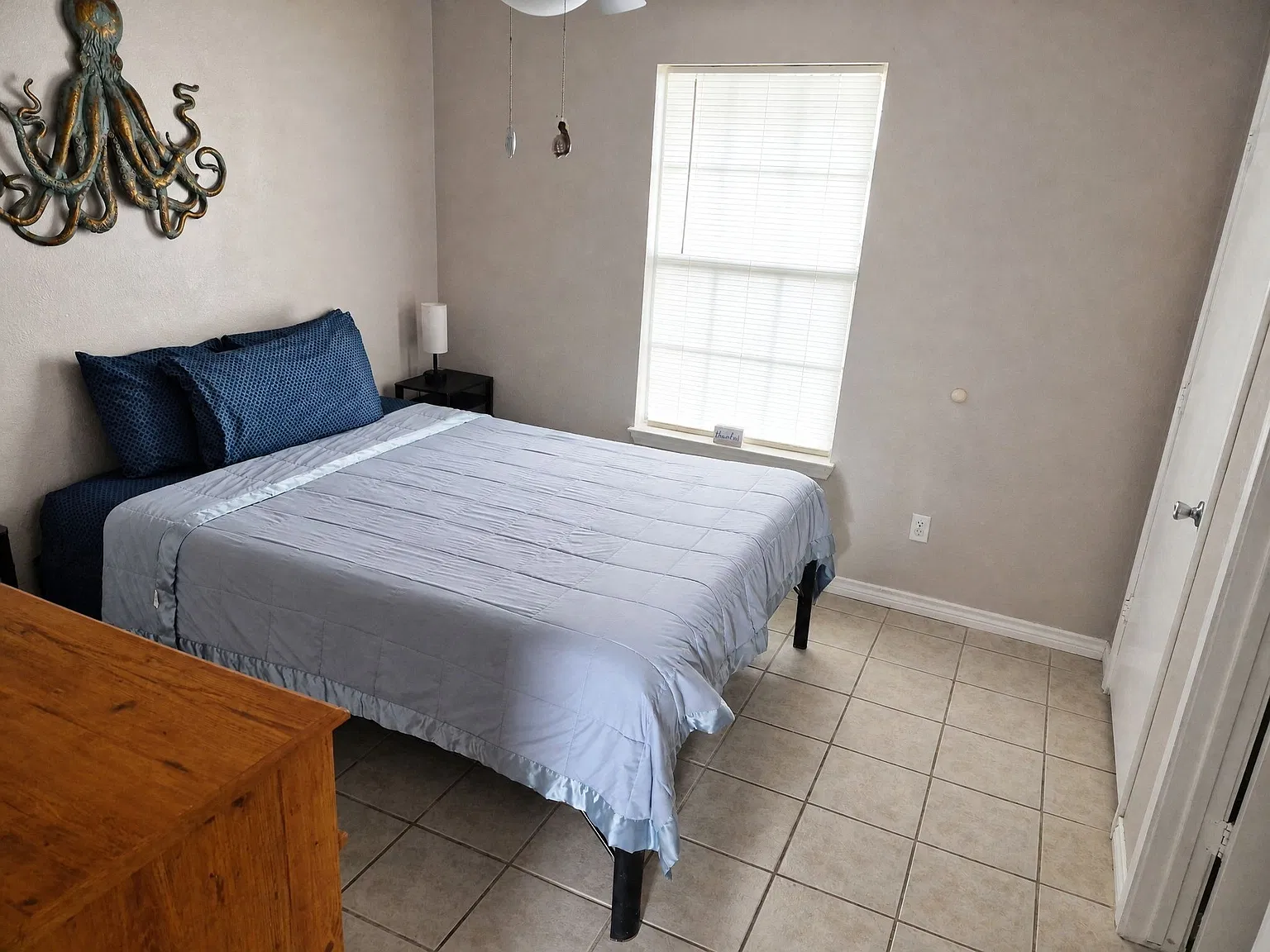 Bedroom with full bed