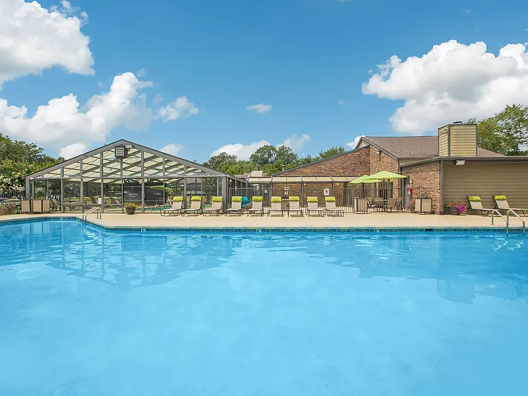 Brighton Valley Apts — Photo 103
