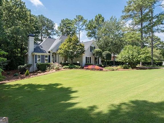 3rd image of 1455 Natchez Way