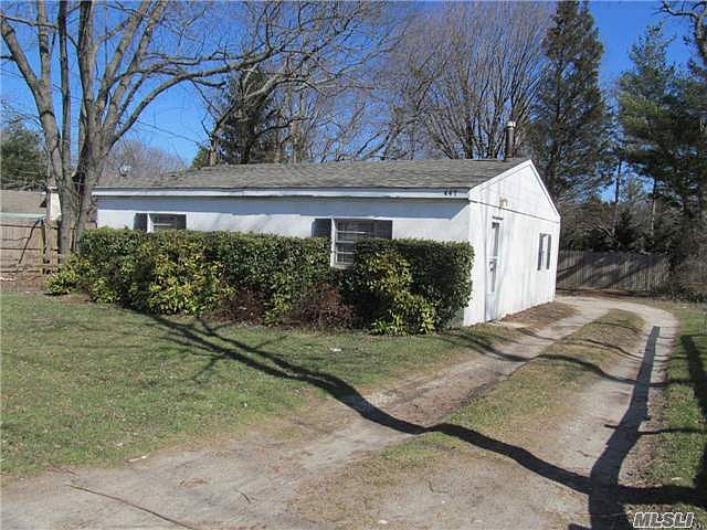 1st image of 447 Elwood Rd
