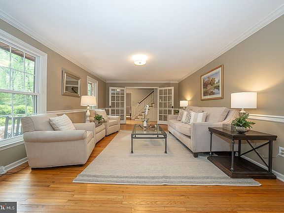 5th image of 512 Conestoga Rd