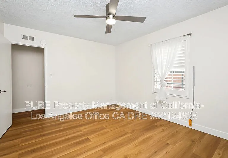 12920 Ardath Ave — Photo 8
