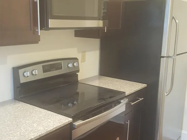 1003 Capitol St, Harrisburg, PA 17102