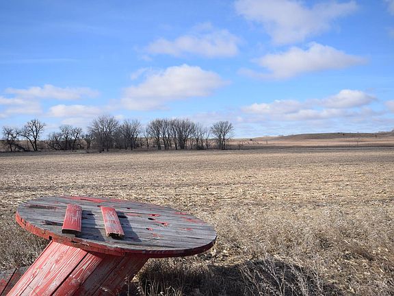 3rd image of 48065 State Highway 109