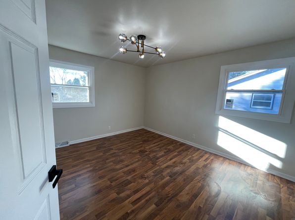 (undisclosed Address)