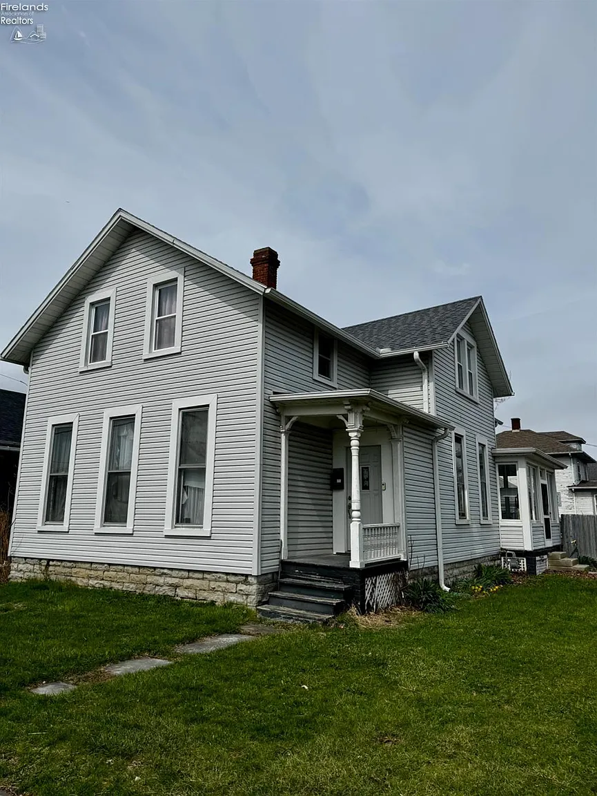 1203 W Monroe St photo 1