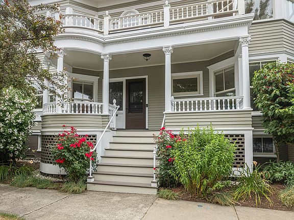 3rd image of 37 Carroll Street